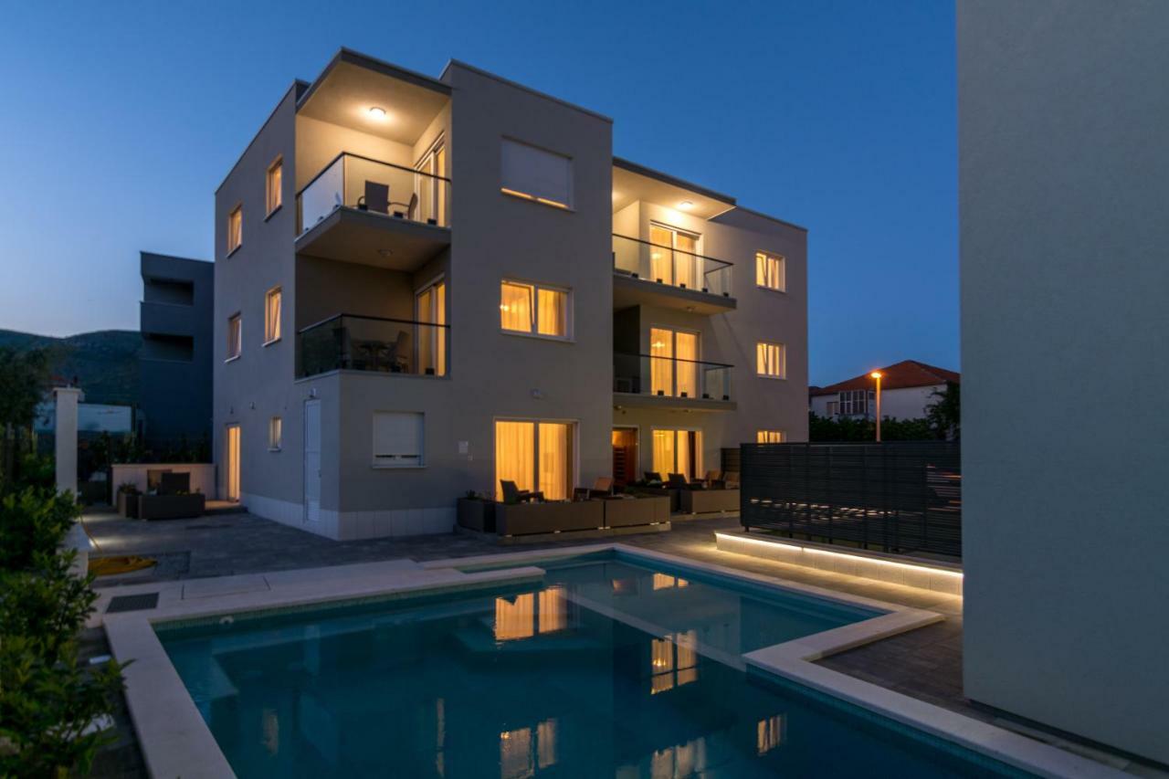 Guest House Petra Trogir Exterior photo
